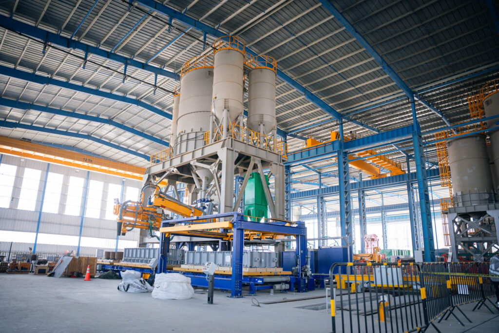 Fabricación y montaje de silos de Moulding Line - Bradken | FyCo
